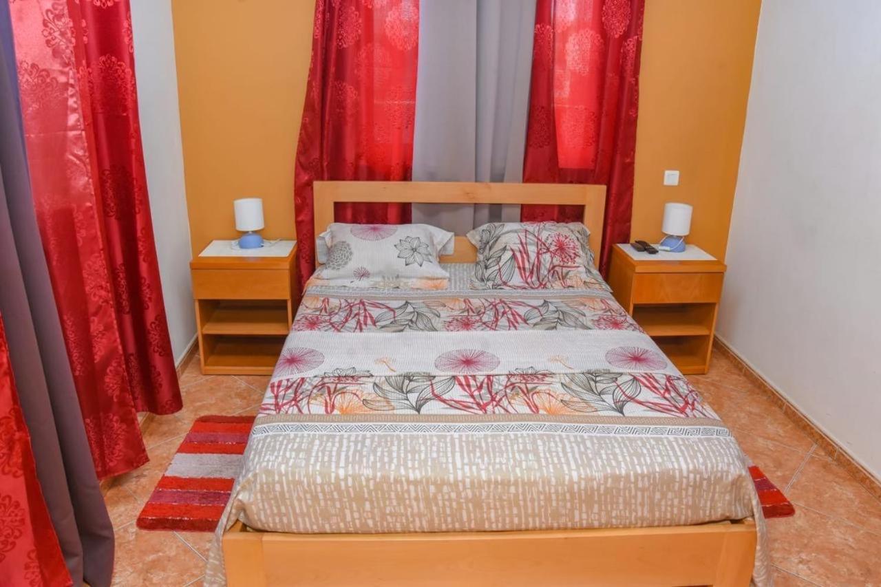 Paris Hotel Praia Kültér fotó
